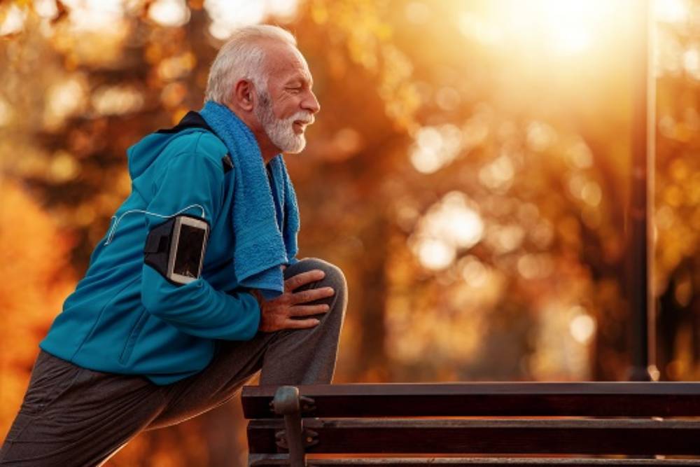 What are the Best Gadgets To Keep Seniors Physically Active