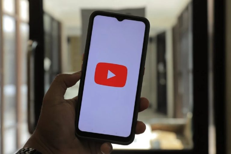 BTClod: Exploring the World of YouTube Downloaders