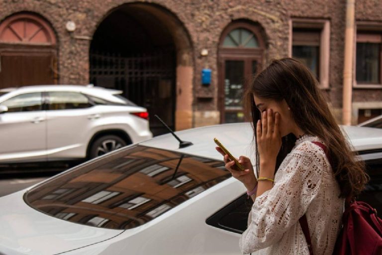 A Beginner’s Guide to Using Your Phone Abroad Without Overspending on Data